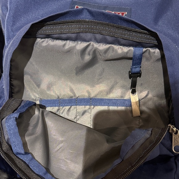 Jansport backpack - Picture 3 of 3